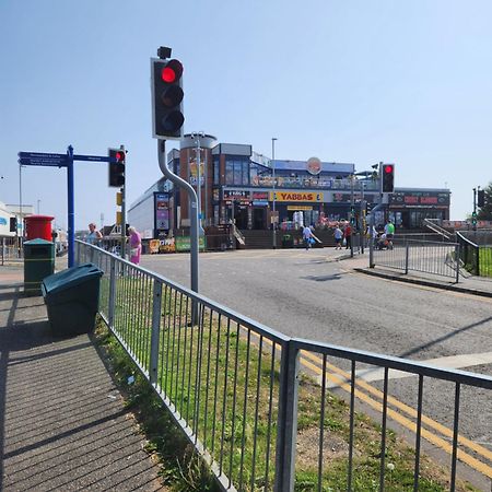 Ingoldmells, The Grange Holiday Park 3-Bedroom Caravan 斯凯格内斯 外观 照片