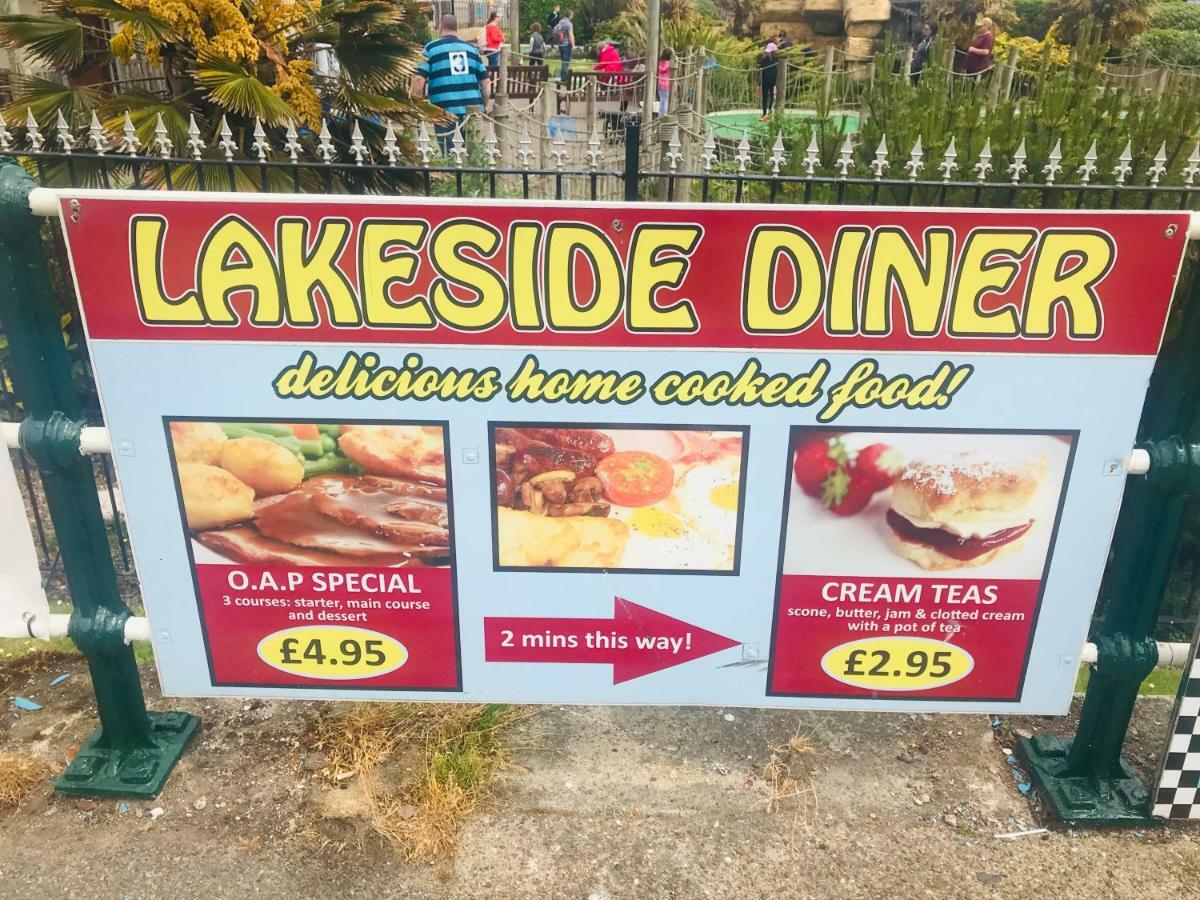 Ingoldmells, The Grange Holiday Park 3-Bedroom Caravan 斯凯格内斯 外观 照片